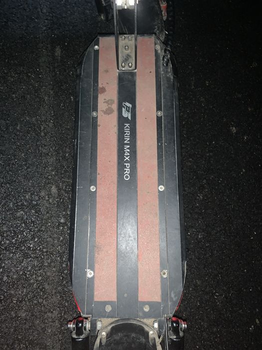 Trotineta electrica kirinM4X pro vând sau schimb