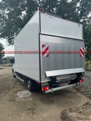 Inchiriere autoutilitara cu Lift 750kg fără șofer catB