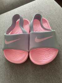 Papuci slapi bebelusi Nike marimea 19,5 noi