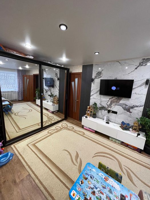 2-комнатная квартира с хорошим ремонтом, кирпичный дом АБЛАКЕТКА