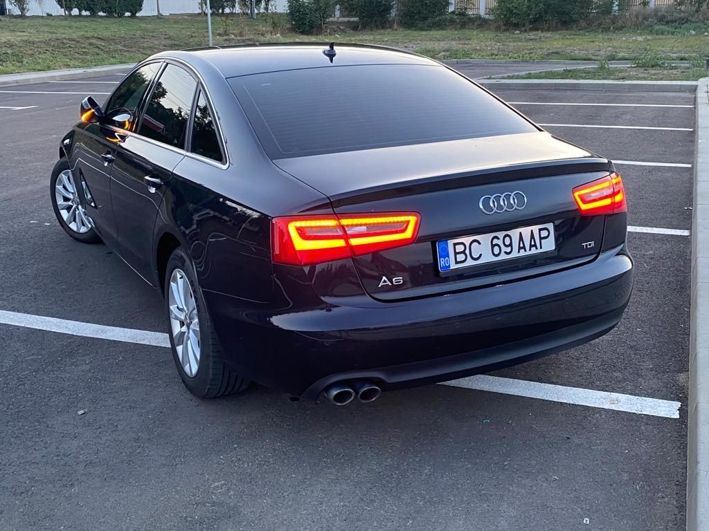 Audi/A6 2.0/TDI/177Cp/Navigație/Interior A8