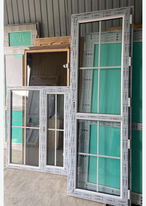 Пластиковые окна и дверь