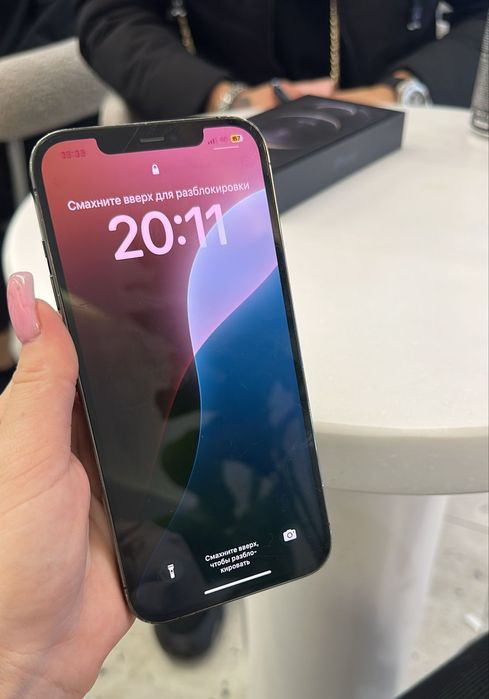 Продам айфон 12 про Макс