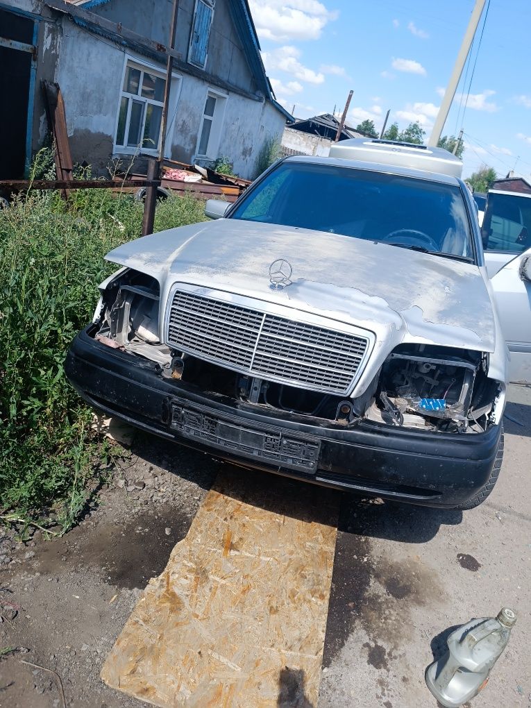 На разбор Мерседес цешка