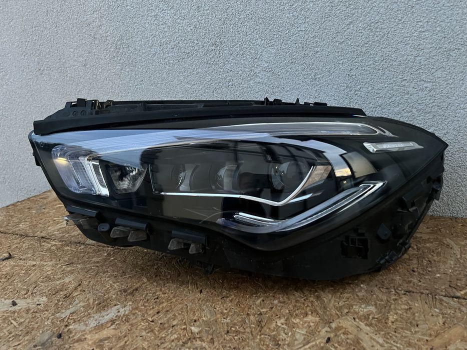 Far stanga Mercedes CLA W118 Full LED Multibeam Original Europa