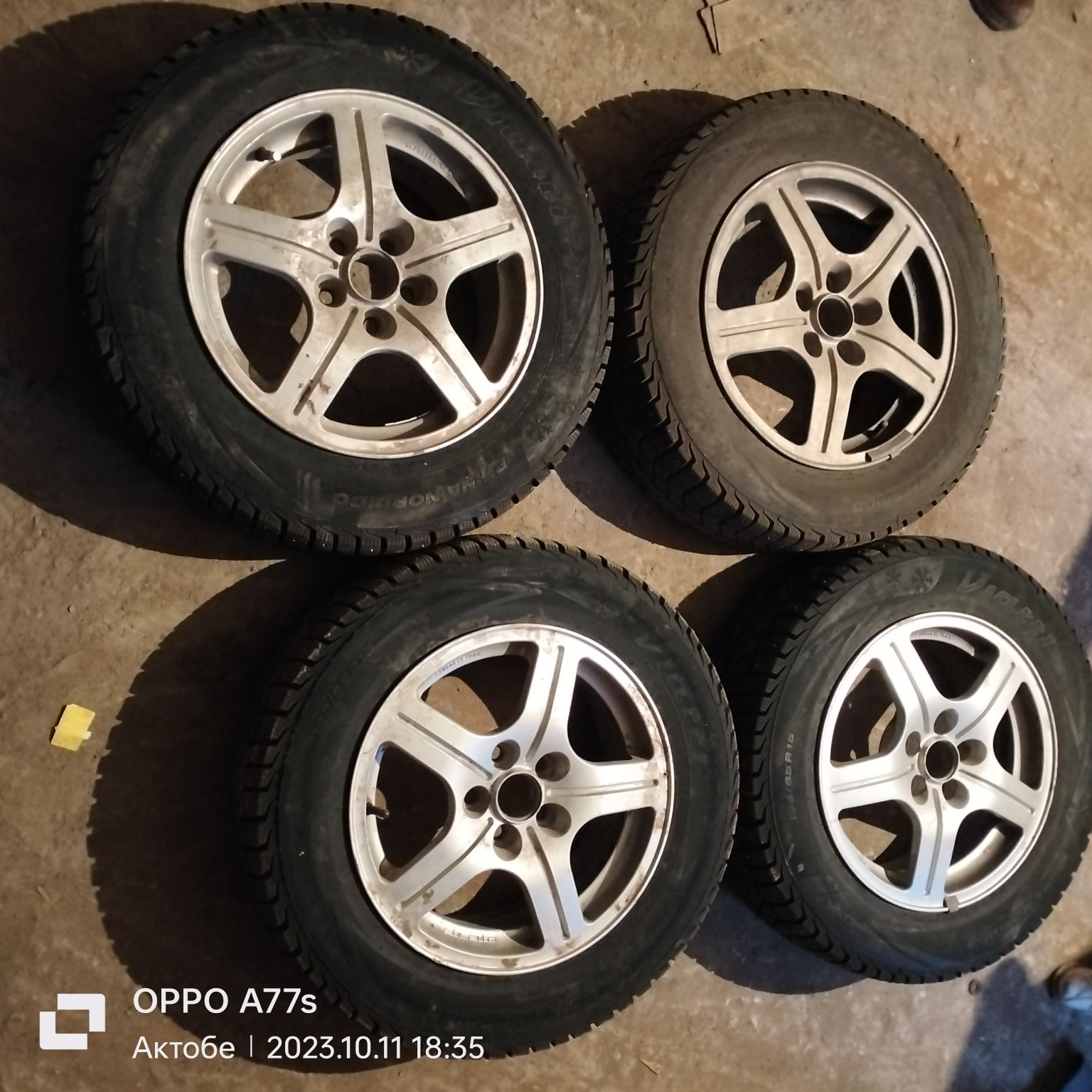 Зимние колеса в сборе R15