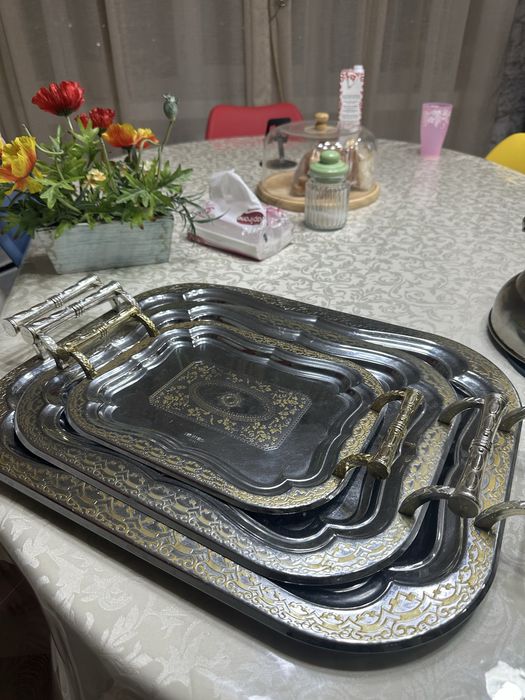 Продам набор подносов