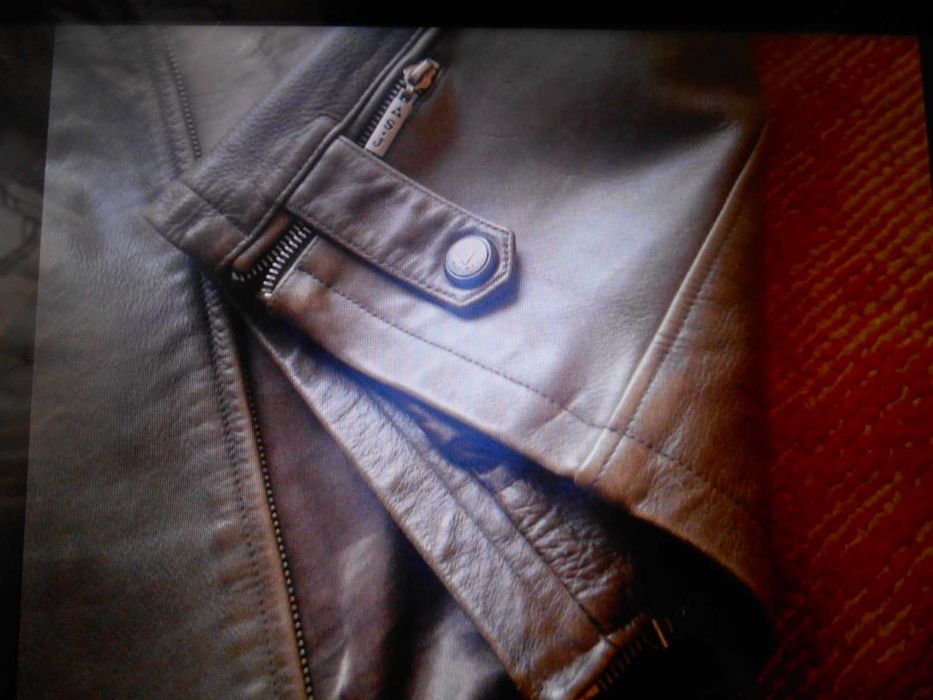 Мужской Кожанный Куртка SAM JIN Юж.Корея.Б/у. Раз-52