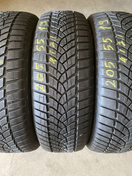 Anvelope iarna 205/55/19 Goodyear Ultra Grip Performance 205 55 19 R19