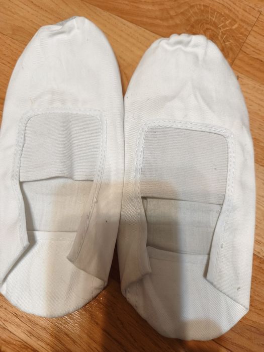 Чешки для танцев и спорта