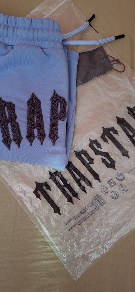 Trapstar къси гащи