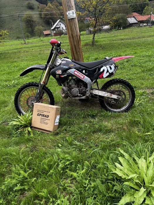 Vând honda cr 250 1999