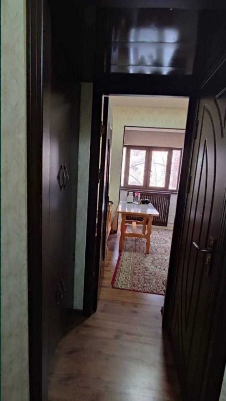 Срочно продаётся квартира Юнусабад6 2/3/4 58 м2 Отличное локация