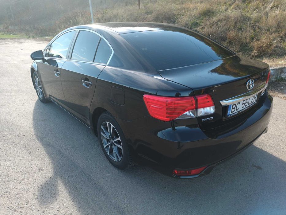 Proprietar vând Toyota avensis t27 2014 2.0 diesel
