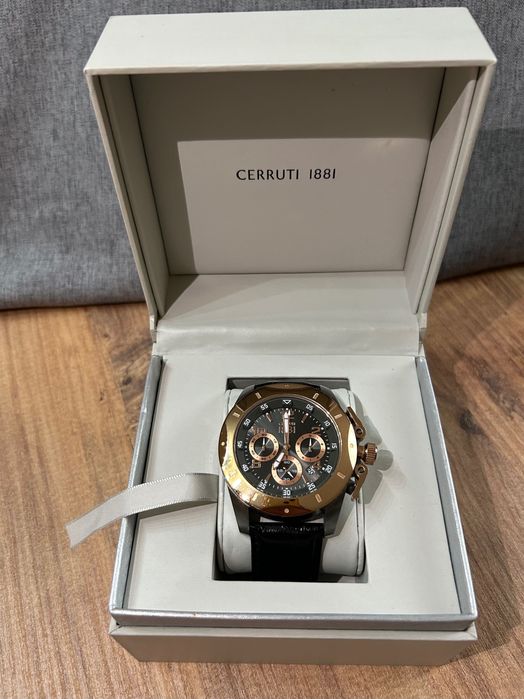 Часовник Cerruti 1881 Pusiano