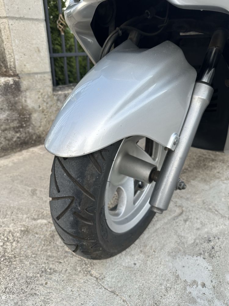 Yamaha Majesty 250куб