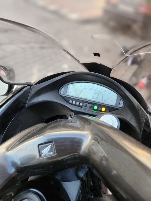 Honda dn 01 defect usor avariat