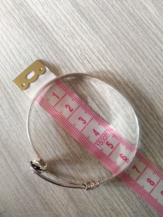 Цветни Обеци, червено колието, сребриста гривна