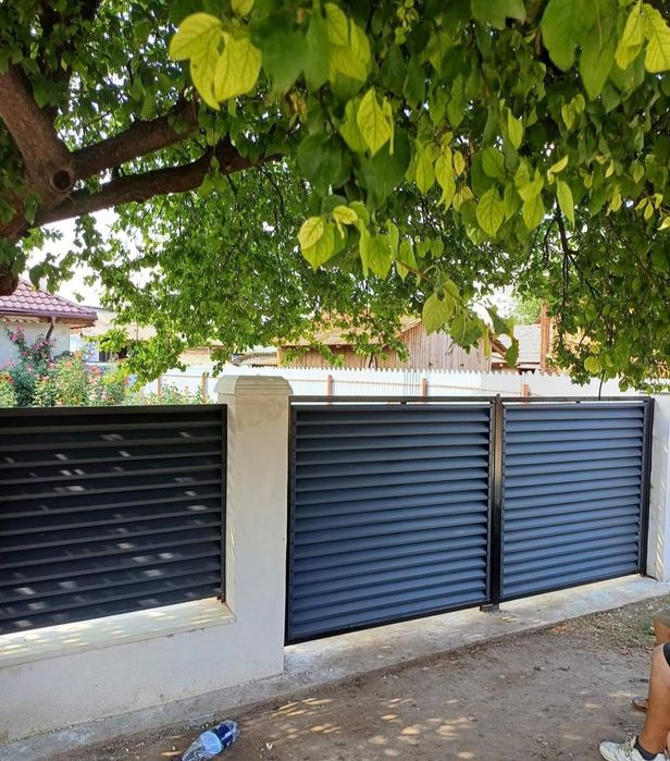 Construim garduri și porți la comanda clientului