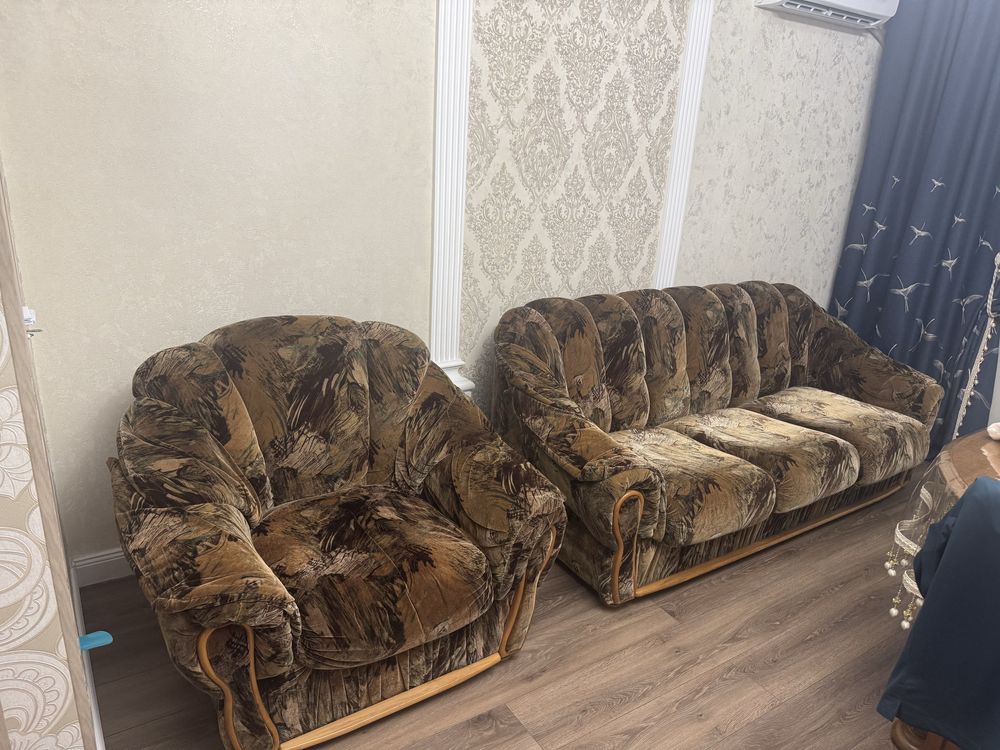 Продам мягкий уголок