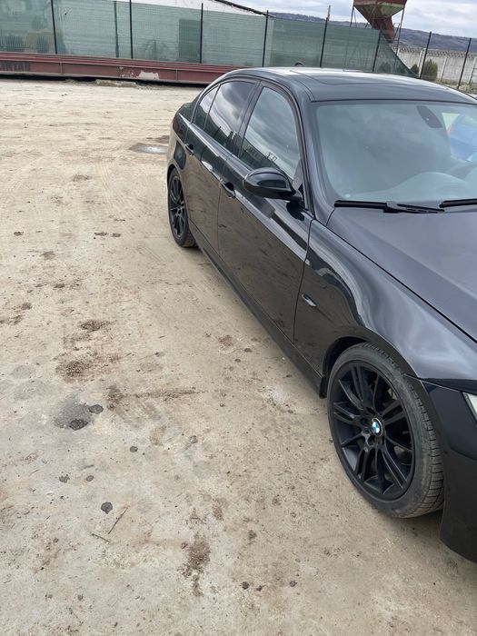 Vand BMW E90 2008 • Xenon •Logic 7 •Faza lunga scurtă automată