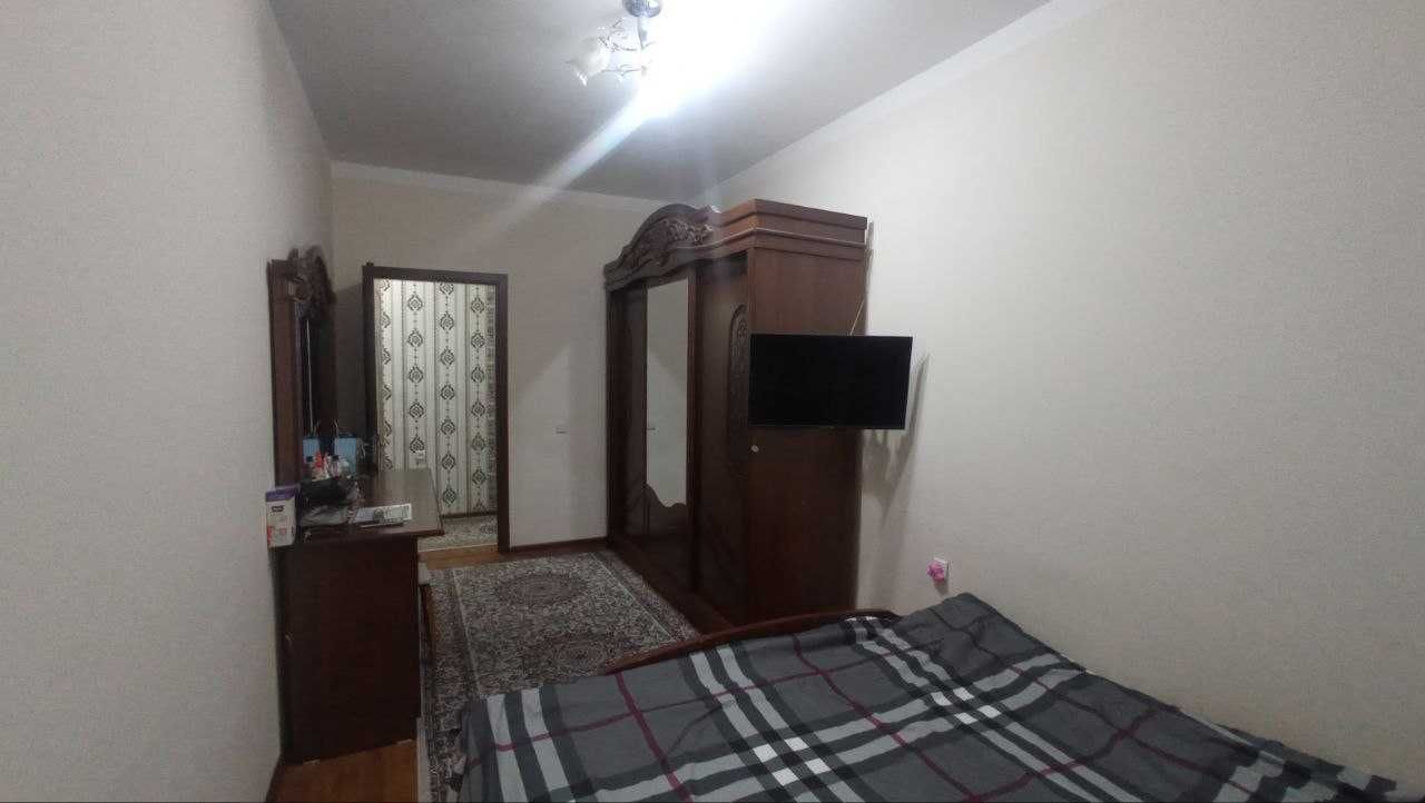 Квартира в Центре 3-Комн. Х.Алимжана 92кв.м. 7/8. ID 128989