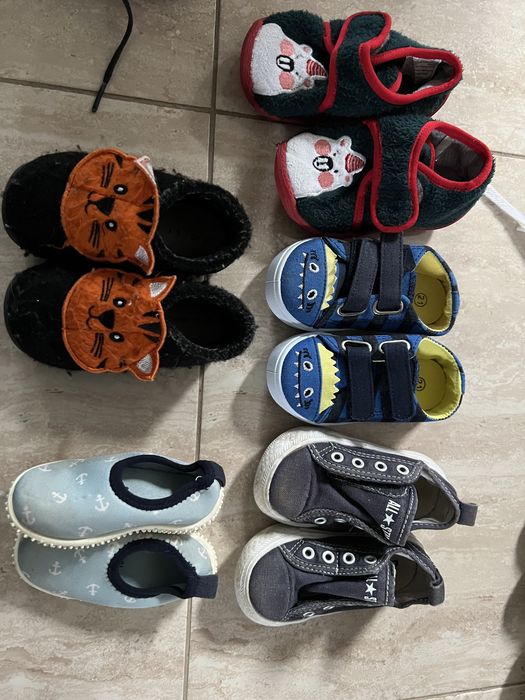 Încălțăminte bebe mărimea 18-23