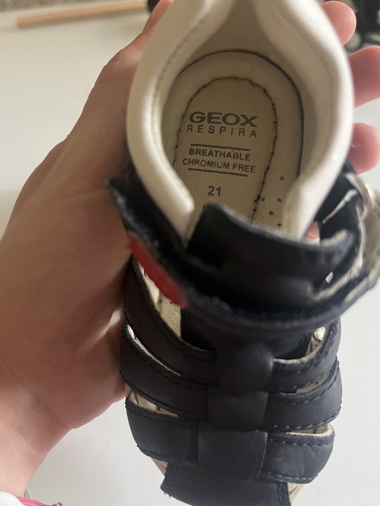 Geox детски сандали