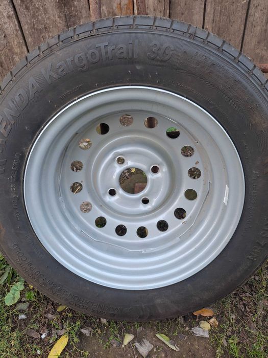 Vând roată rezervă remorcuță 750