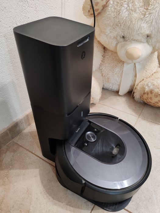Robot roomba i7 +