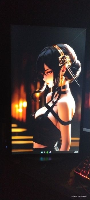 Vând urgent monitor ASUS VA24EQSB fisurat de 75 Hz suportă până la 83