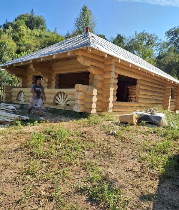 Facem case din lemn rotund vindem sau schimb cu auto