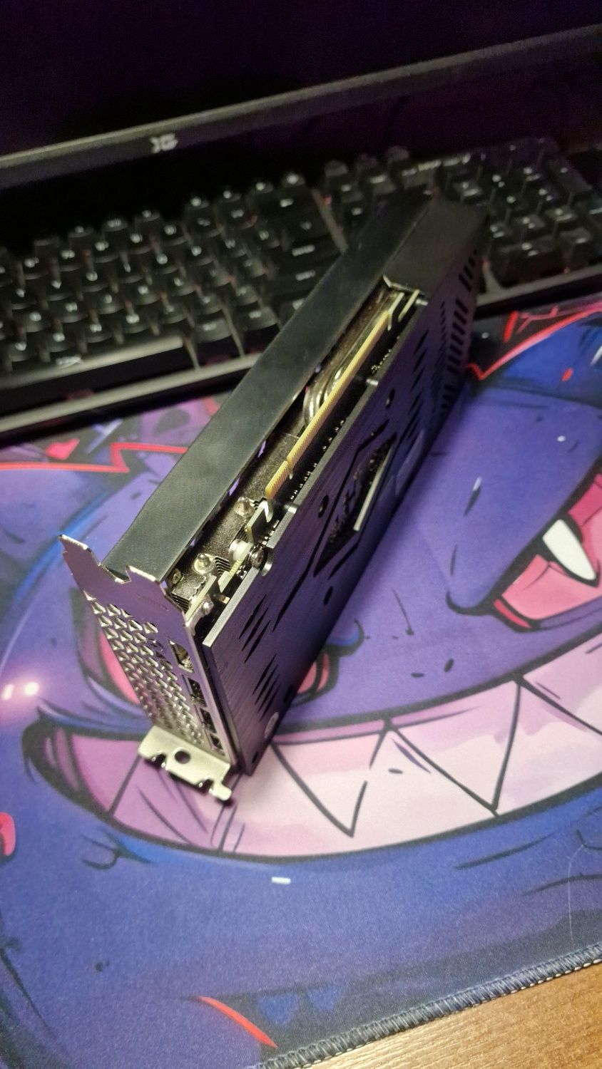 Видео кратаAFOX RTX 3060ti DDR6 3192MB