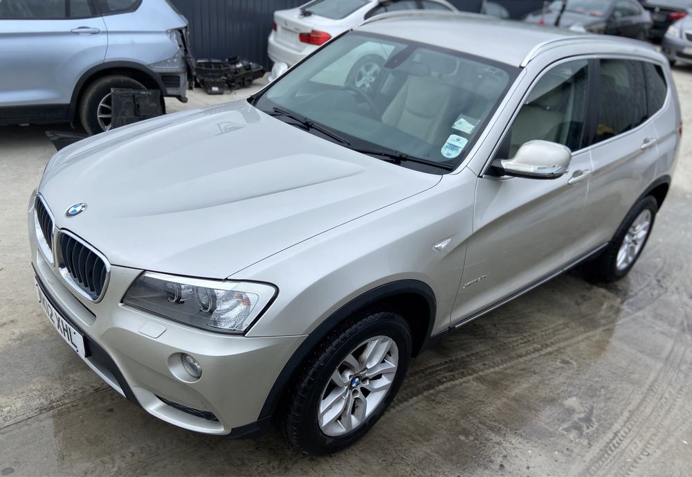 Dezmembrez BMW X3 F25 xdrive 2.0d N47 -184cp,automat,Navi,Xenon,camera
