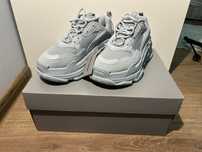 Balenciaga triple S