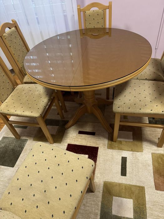 Кухненска маса+6 броя столове