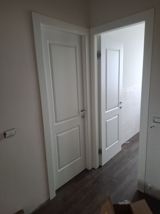 Montator Uși de interior Laminat Spc