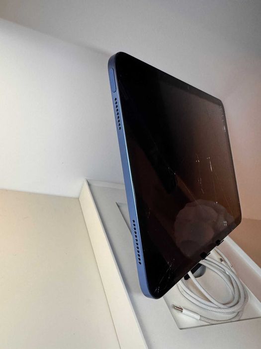 IPad GEN 10 / 64 GB / Blue