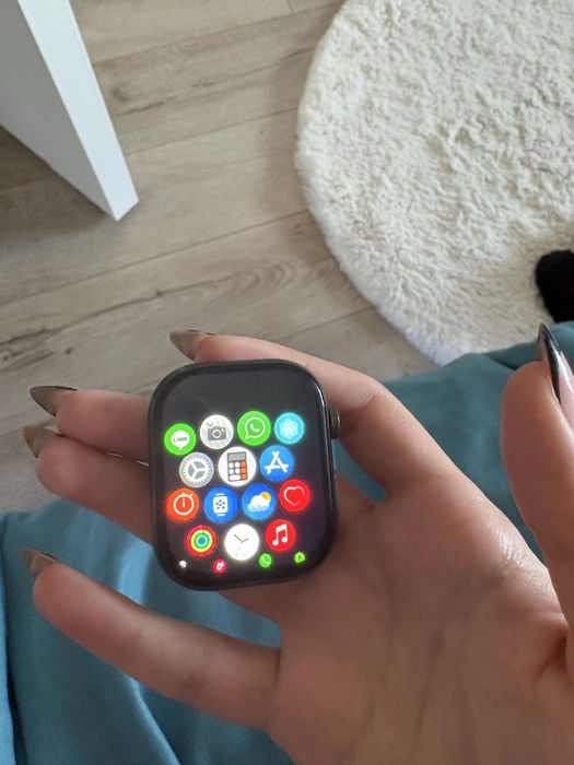 Apple Watch Series 9 45 mm – ca nou, preț negociabil