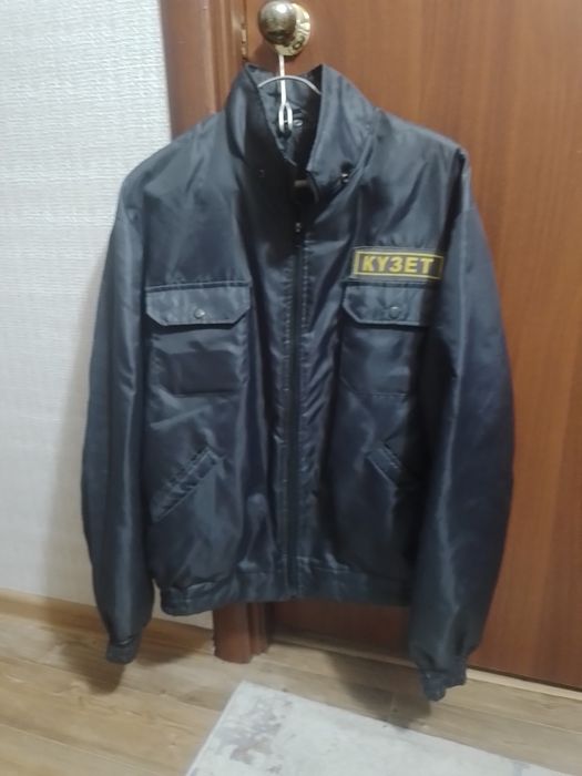 Продам новую куртку охранника(осень,весна),китель и две рубашки б.у