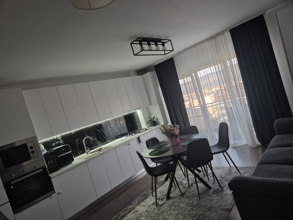 Vând Apartament Utilat mobilat strada Teilor