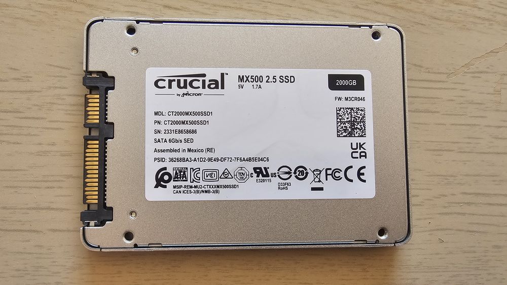 Crucial MX500 2TB SATA SSD – Работи перфектно