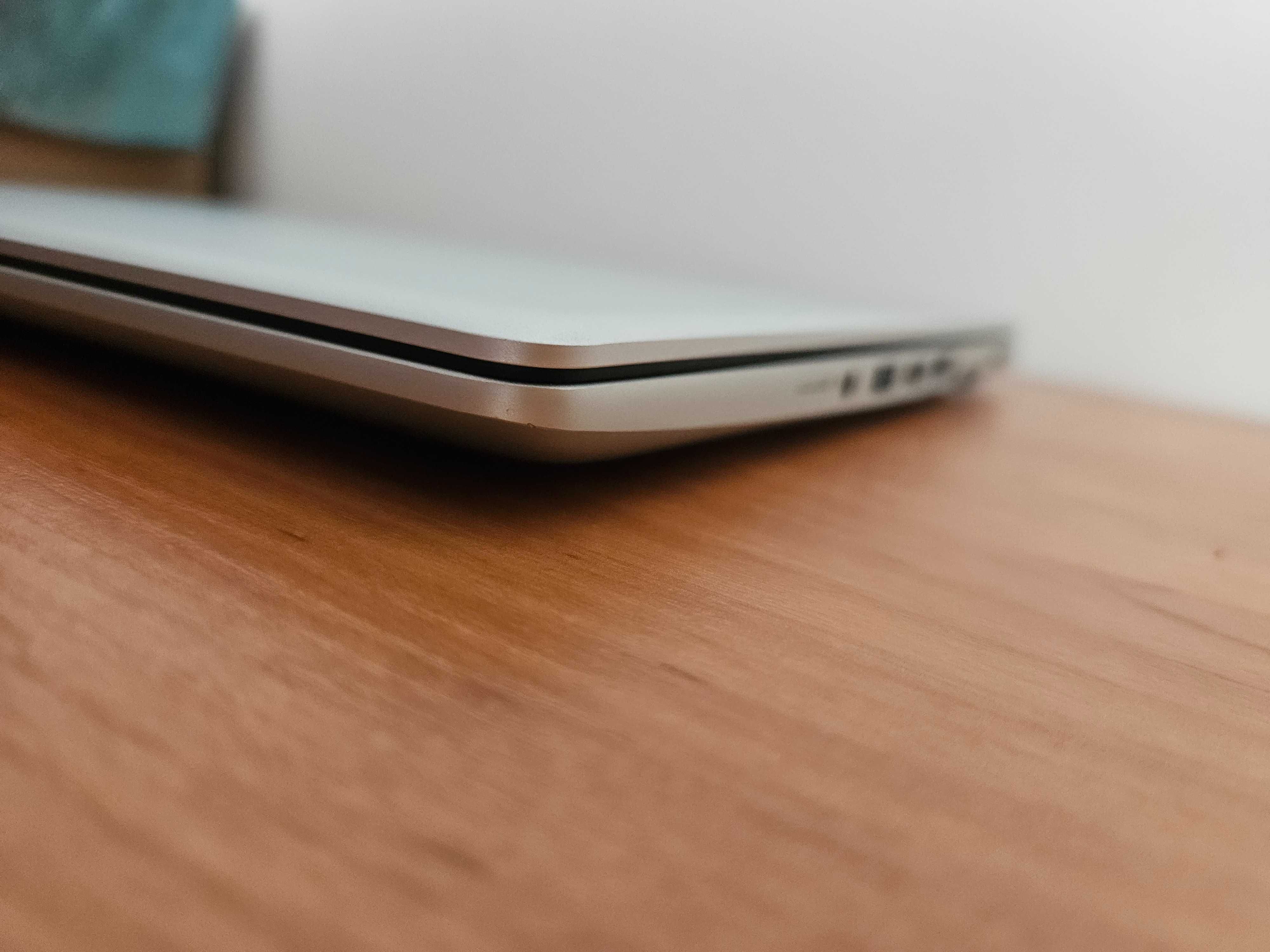 HP 840 G6 / i7-8665u, 32GB RAM, 512GB NVME SSD + док + батерия
