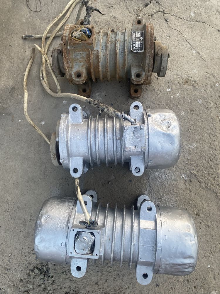 вибератор 1.1 квт 1шт -33000т