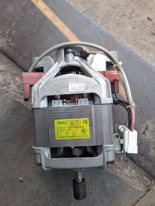 Продам электродвигатель со стиральной машины LG