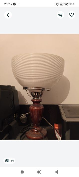 Продаеться светильник в хорошем состоянии, доставка по городу есть,