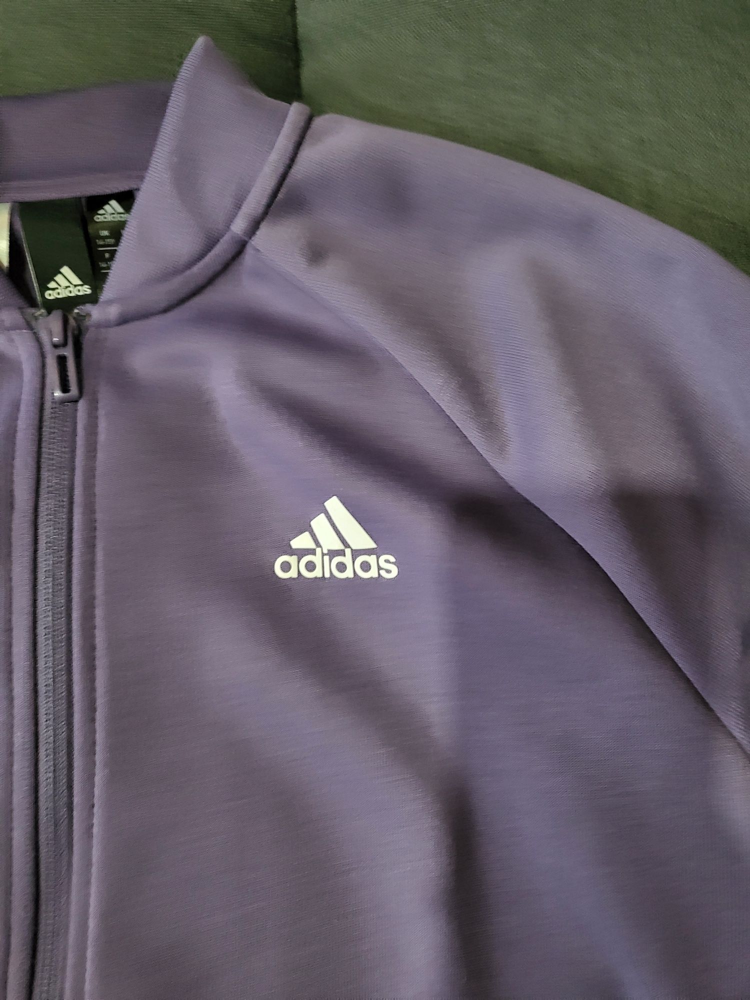 ЧИСТО НОВ Оригинален Дамски Екип ADIDAS