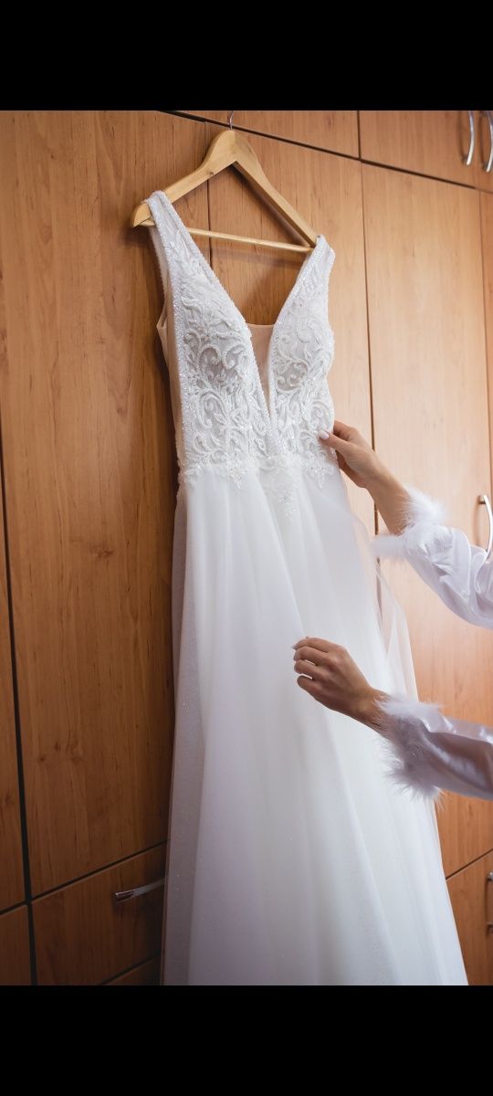 Vand rochie de mireasa