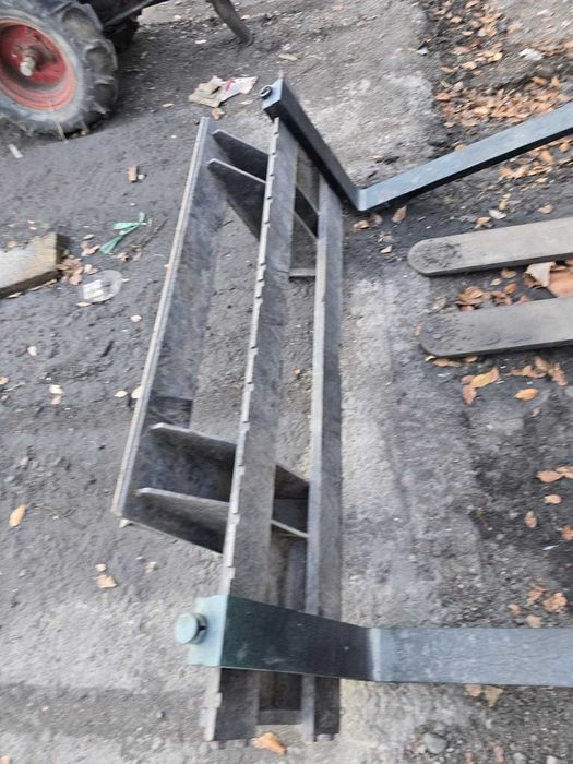 Вилы  Паллетные вилы Bobcat, Wecan, Case, Longking,