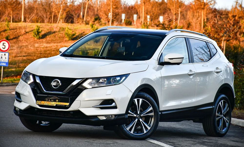 Nissan Qashqai Nissan Qashqai 1.7 DCI  Xtronic INTELLIGENT 4X4 N-CONNECTA